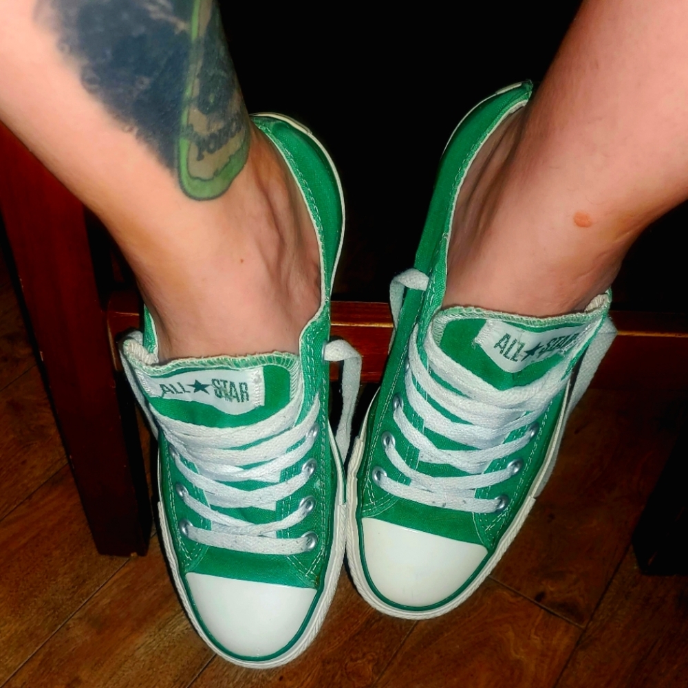 Well Loved Converse All Star Low Top Green Canvas Shoes M5 / W7